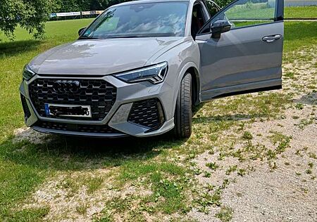 Audi RS Q3 2.5 TFSI quattro