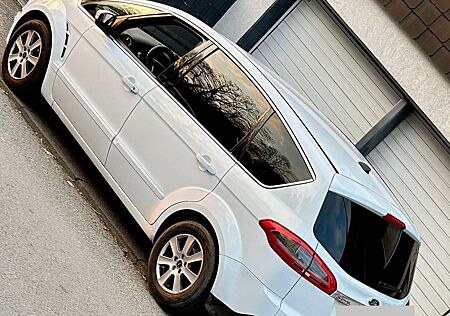 Ford S-Max 2.0 TDCi DPF Titanium