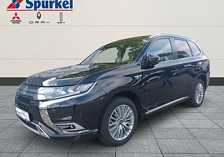 Mitsubishi Outlander PHEV Intro Edition 4WD 2.4, Navigation, AHK