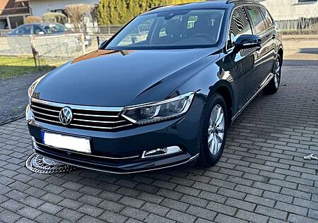 VW Passat Variant Volkswagen 2.0 TDI SCR DSG Comfortline