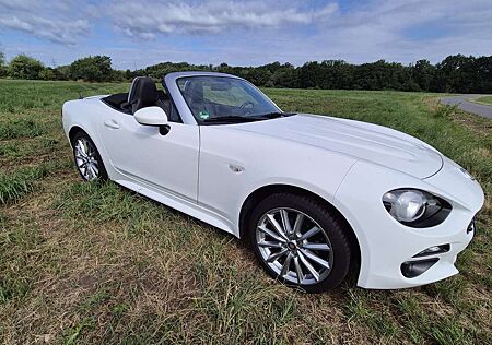 Fiat 124 Spider Lusso