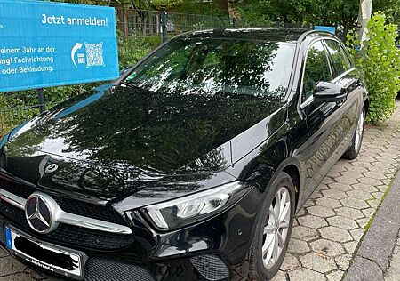 Mercedes-Benz A 180 d 7G-DCT