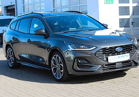 Ford Focus Turnier ST-Line+LED+ACC+18''ALU+AHK