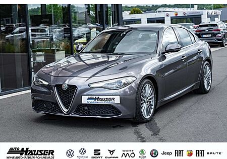 Alfa Romeo Giulia Super 2.2 Diesel AT8 NAVI BI-XENON TEMPOMAT PDC