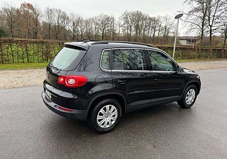 VW Tiguan Volkswagen 2.0 TDI DPF 4Motion DSG Track & Field
