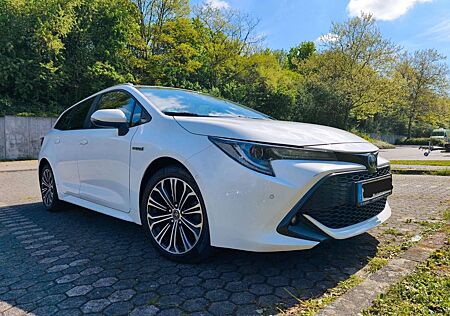 Toyota Corolla 2.0 Hybrid Touring Sports Club