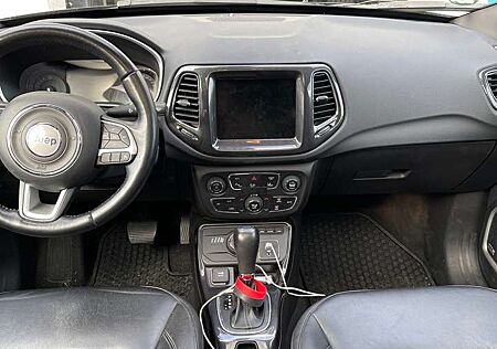 Jeep Compass 1.3 T-GDI 4xe PLUG-IN HYBRID Automatik
