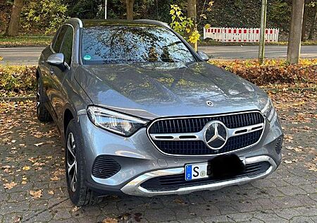 Mercedes-Benz GLC 300 de 4M_Avantgarde Advanced Plus