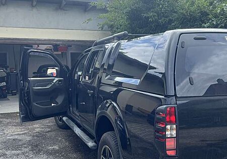 Nissan Navara Double Cab LE V6 4X4