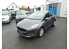 Ford Fiesta Cool & Connect 5-TRG Klima Navi LED