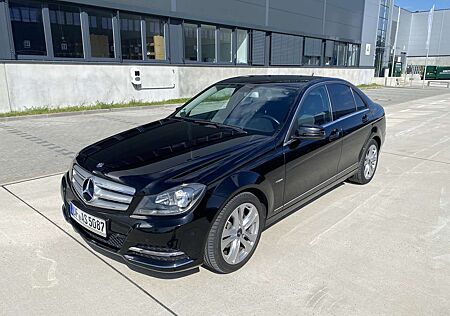 Mercedes-Benz C 180 BlueEFFICIENCY 7G-TRONIC Avantgarde