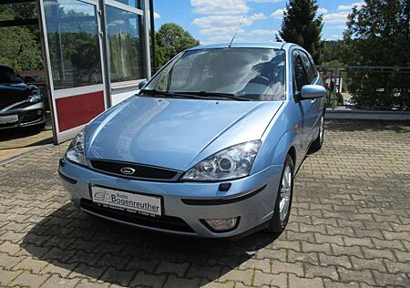 Ford Focus 2,0 Viva X +Leder+Xenon+wenig km