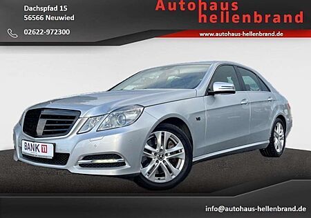 Mercedes-Benz E 500 AVANTGARDE /NAVI/TEMPO/LEDER/ LUFTFAHRWERK