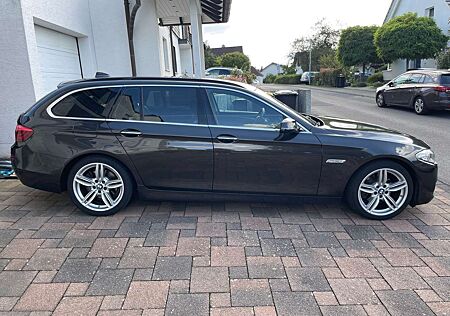 BMW 520d 520 Touring Aut. Luxury Line