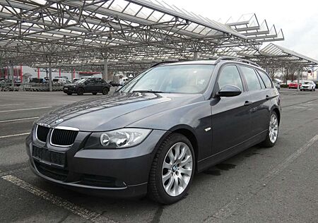 BMW 320 i Toring*Klima*Shz*Pano*Scheckheft*