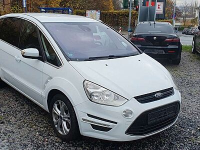 Ford S-Max S-MAX Titanium/AHK/Klimaautomatik