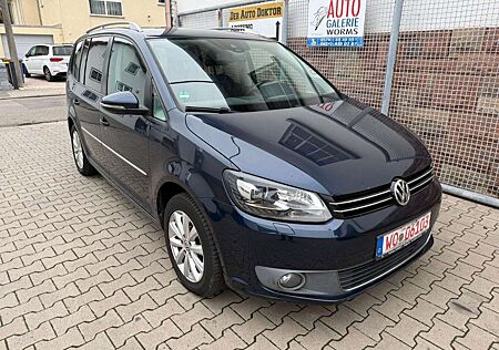 VW Touran Volkswagen Highline BMT Kamera Ahk
