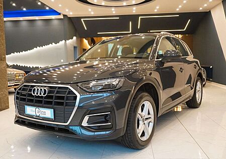 Audi Q5 40 TDI quattro/AHK+Kamera+Tempo+TWA+Navi