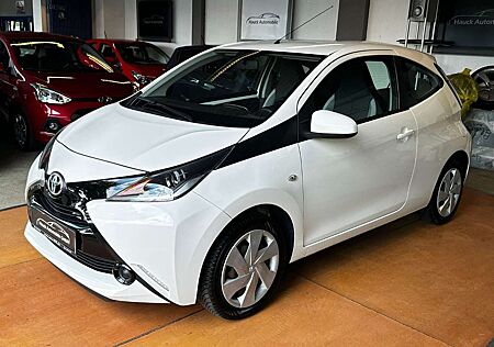 Toyota Others AYGO x-play KLIMA/TEMPOMAT/MEDIA-IN/MFL/ELF