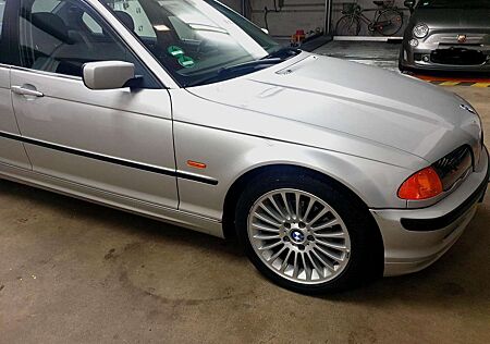 BMW 320 IA Automatic (E46)ALPINA-Style, Memory, PDC...