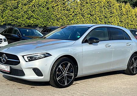 Mercedes-Benz A 250 A250e 8G-DCT -NIGHT-PAKET-HUD-LEDER-KEYLESS GO-
