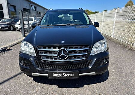 Mercedes-Benz ML 300 ML-300 CDI BlueEfficiency 4Matic Navi-DVD/AHK