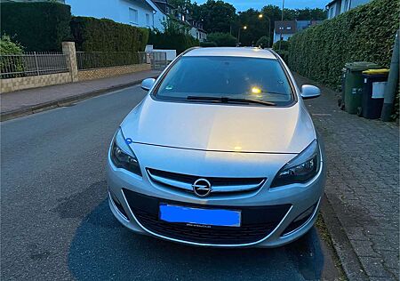 Opel Astra 1.7 CDTI DPF Sports Tourer Sport