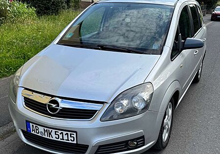Opel Zafira 1.9 CDTI Automatik Edition