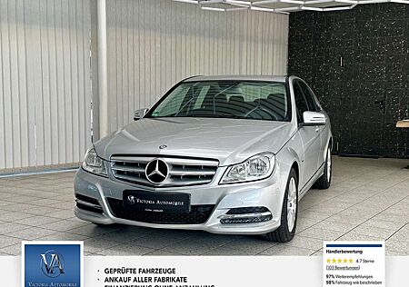 Mercedes-Benz C 180 CGI BlueEfficiency Navigation, Scheckheft, Service