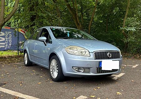 Fiat Linea 1.4 8V Active
