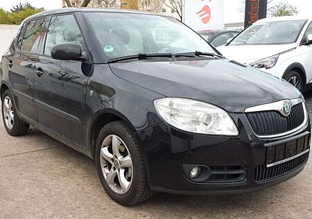 Skoda Fabia Elegance+TEMPOMAT+SITZHEIZUNG+BC+CD+