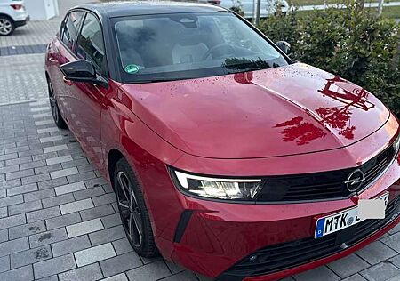 Opel Astra 1.2 Turbo / TechPaket / Allwetter / Anhängerkup