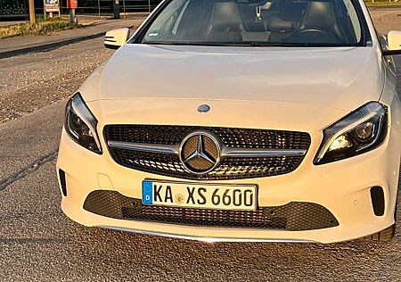 Mercedes-Benz A 200 A-Klasse Diesel d 7G-DCT Style