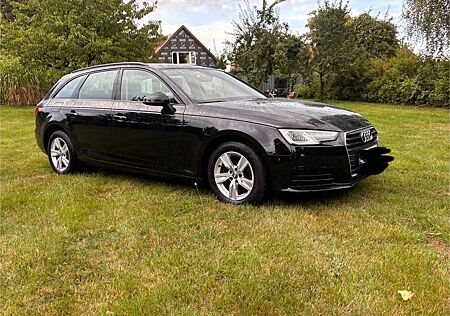 Audi A4 Avant 2,0 TDI Zahnriemen, TÜV neu