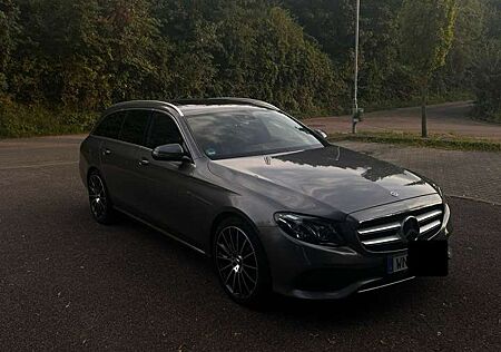 Mercedes-Benz E 220 d T 9G-TRONIC Avantgarde
