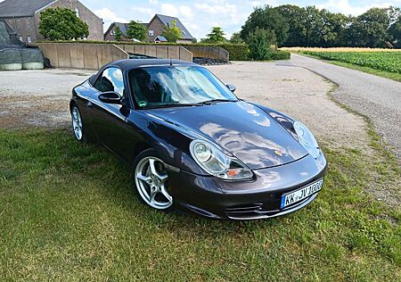 Porsche 996 911 Carrera 4 Cabrio