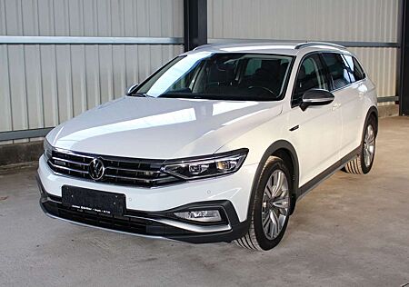 VW Passat Variant Volkswagen Variant Alltrack 4Motion LED SHZ AHK Standh Navi