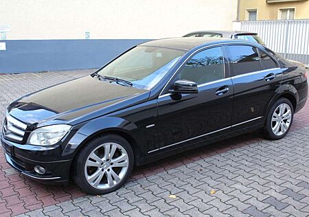 Mercedes-Benz C 350 gebraucht kaufen Mercedes-Benz C 350 Lim. Avantgarde Leder Navi AMG