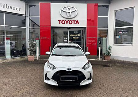 Toyota Yaris Hybrid Team Deutschland