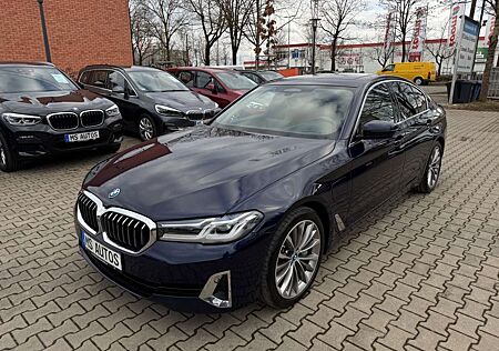 BMW 545 e xDri*Luxury Line*Glass Dach*Head Up*Laser