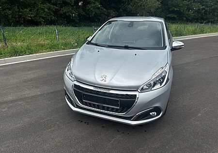 Peugeot 208 PureTech 110 Stop
