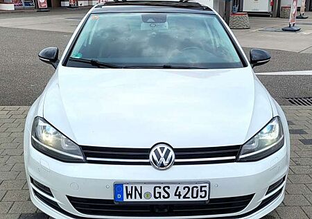 VW Golf Volkswagen Highline BMT