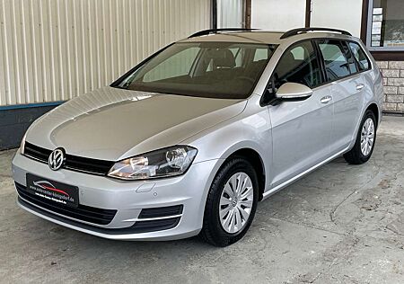 VW Golf Variant Volkswagen 1.6 TDI Variant Trendline BMT DSG*NAVI*1.HAND