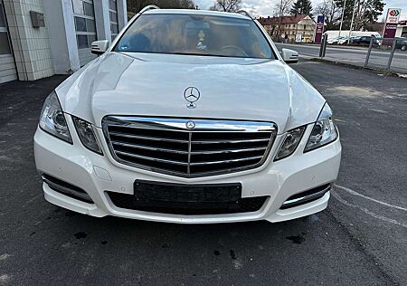 Mercedes-Benz E 250 T CDI DPF 4Matic BlueEFFICIENCY 7G-TRONIC Avantgarde
