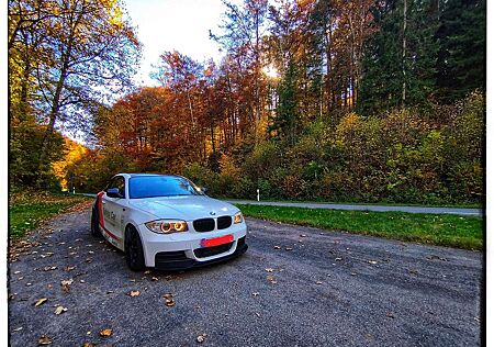 BMW 135i 135 Coupe Aut. Edition Sport