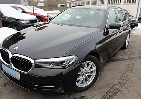 BMW 520 d Tour. +Sportsitz+AHK+StopGo+DAB+S-Leder+KAMERA