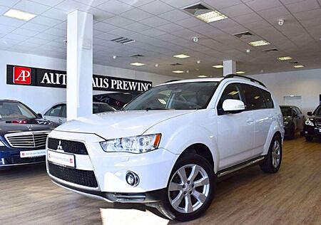 Mitsubishi Outlander Instyle 4WD NAVI/7-SITZE/MTL.RATE 88,-