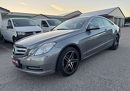 Mercedes-Benz E 200 Coupe CGI BlueEfficiency