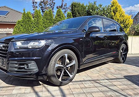 Audi Q7 3.0 TDI 3x S-Line Anhäng. Luft Pano Standhzg