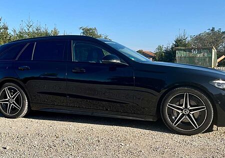 Mercedes-Benz C 220 d T 9G-TRONIC AMG Line